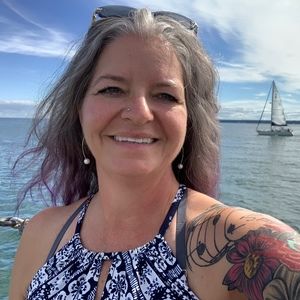 Meet your Posher, Tracy